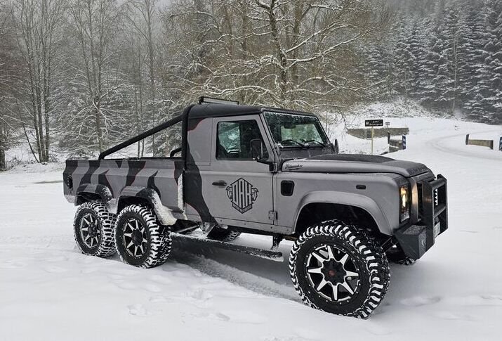 Land Rover Defender 6 wheels by Danton Arts Kustoms