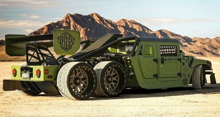 Hummer Humvee 6 wheels side view by Danton Arts Kustoms
